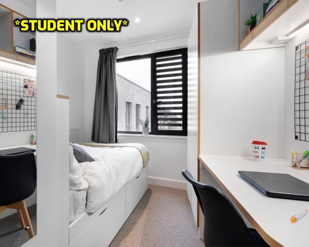 Student Only Zeni Ensuite Rooms, Colchester Esterno foto