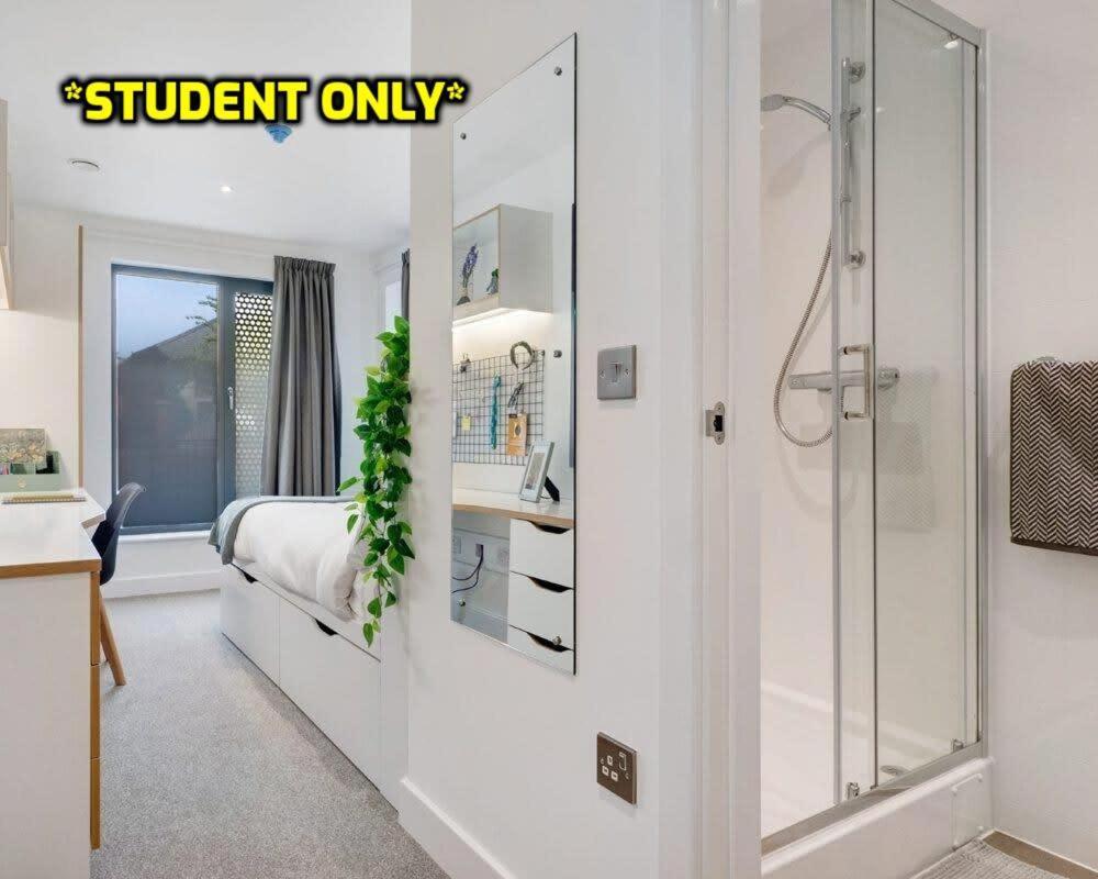 Student Only Zeni Ensuite Rooms, Colchester Esterno foto